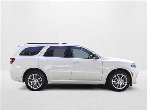Used 2024 Dodge Durango GT image 4