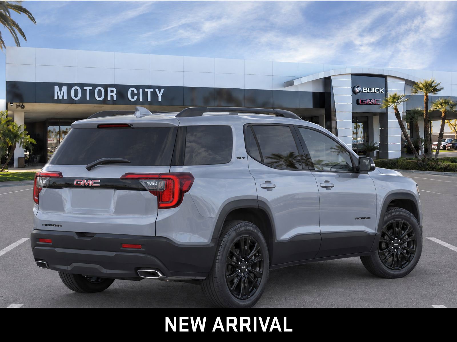 Certified 2023 GMC Acadia SLT w/ Elevation Edition FWD image 4