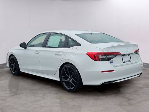 Used 2023 Honda Civic Sport image 25