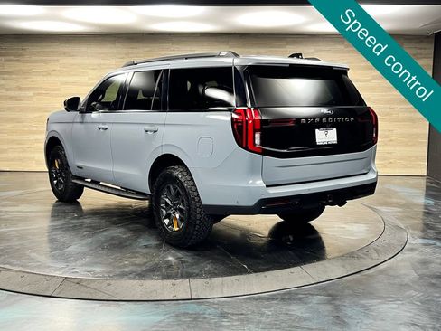 Used 2025 Ford Expedition Tremor AWD/4WD image 13