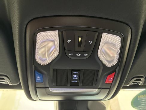 Used 2025 RAM 1500 Big Horn AWD/4WD image 27