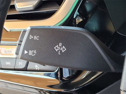 Used 2023 BMW Z4 M40i w/ Premium Package image 17