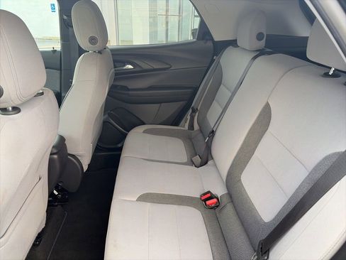 Used 2025 Chevrolet TrailBlazer LT image 12