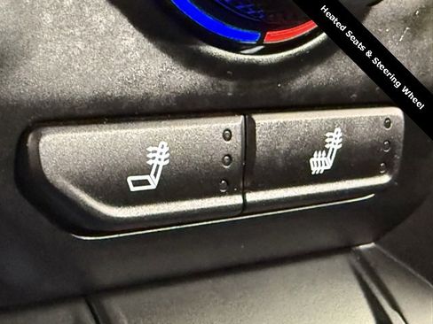 Used 2021 Chevrolet Silverado 1500 LT image 19