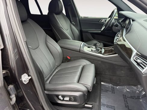 Used 2021 BMW X5 sDrive40i w/ Convenience Package image 19