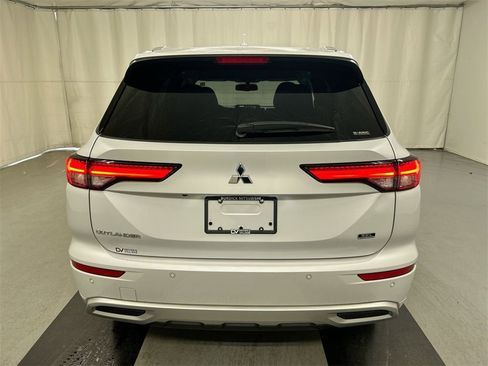 Used 2022 Mitsubishi Outlander SEL image 22