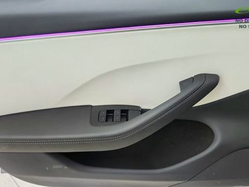 Used 2025 Tesla Model 3 RWD image 34