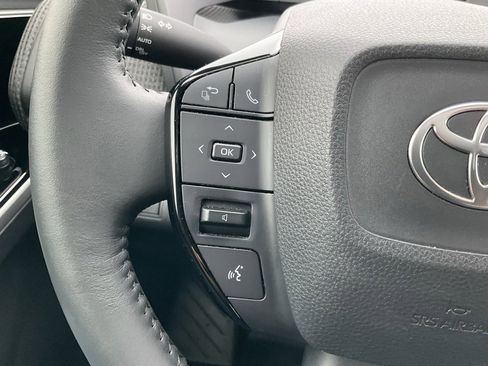 Used 2024 Toyota bZ4X XLE image 4