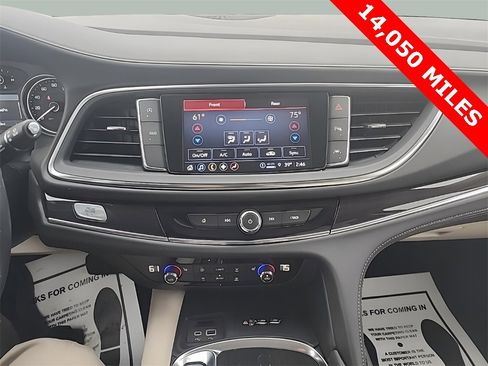 Used 2023 Buick Enclave Essence image 16
