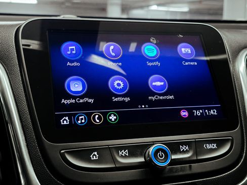 Used 2020 Chevrolet Equinox Premier FWD image 27
