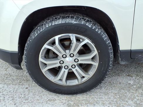 Used 2015 GMC Acadia SLT image 9