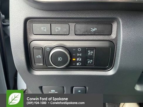 Certified 2024 Ford F250 Lariat w/ Chrome Package image 28