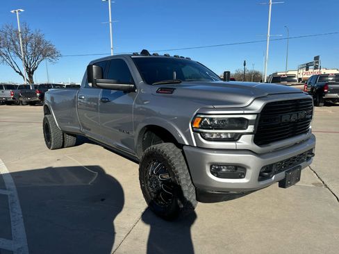 Used 2020 RAM 3500 Laramie image 5
