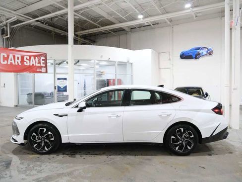 Used 2025 Hyundai Sonata SEL FWD image 6