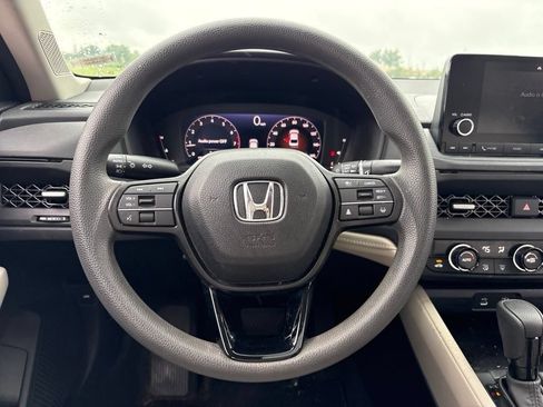Used 2024 Honda Accord EX image 19