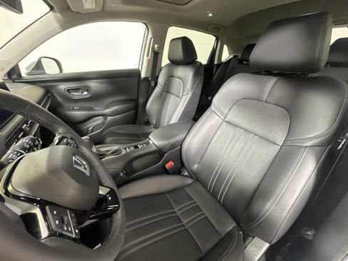 Used 2024 Honda HR-V EX-L image 9