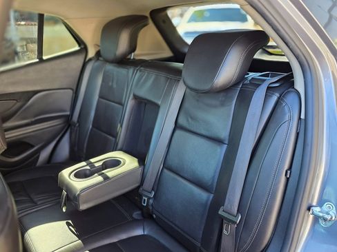 Used 2019 Buick Encore Essence image 25