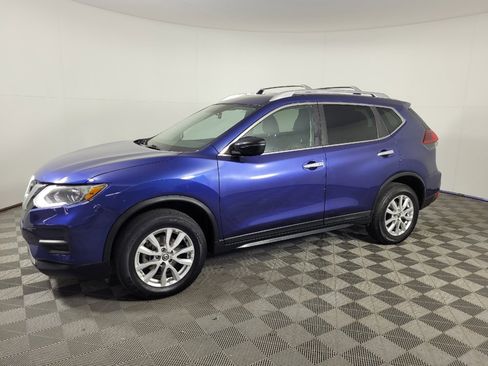 Used 2018 Nissan Rogue SV AWD/4WD image 2