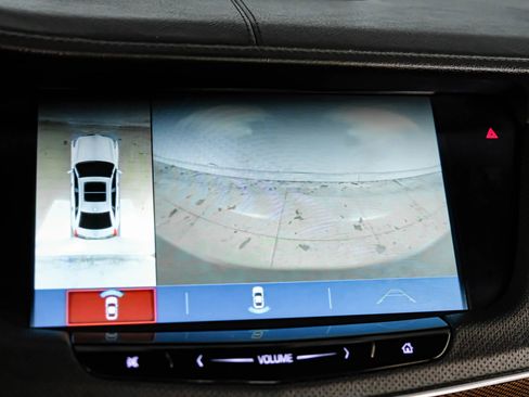 Used 2018 Cadillac CT6 Luxury image 23