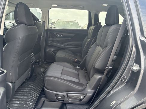 Used 2023 Subaru Ascent Premium w/ Convenience Package image 16