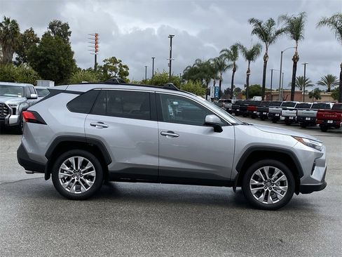 Certified 2025 Toyota RAV4 XLE Premium image 8