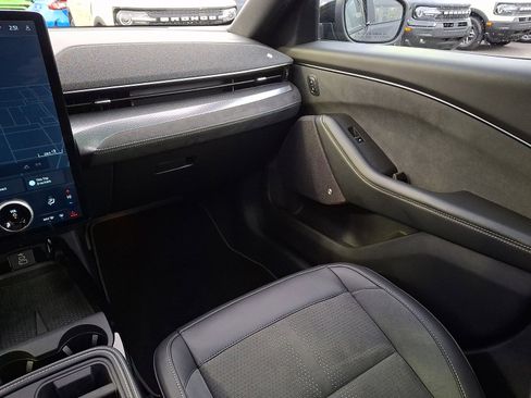 Used 2025 Ford Mustang Mach-E GT image 16