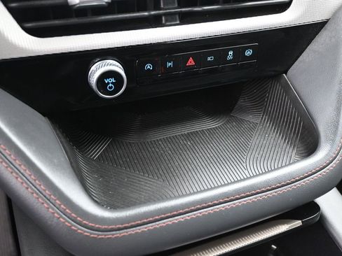 Certified 2025 Ford Explorer Active RWD image 17