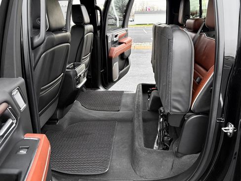 Used 2024 GMC Sierra 3500 Denali Ultimate image 23