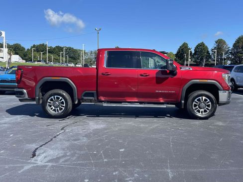 Used 2022 GMC Sierra 2500 SLE w/ SLE Value Package; AWD/4WD image 8