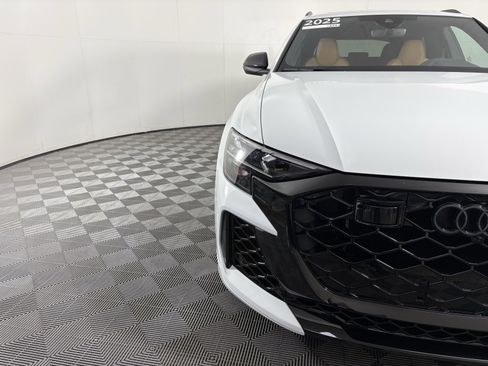 Used 2025 Audi RS Q8 performance image 2