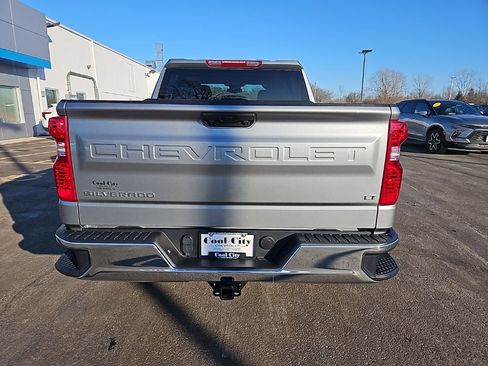 Used 2025 Chevrolet Silverado 1500 LT AWD/4WD image 2
