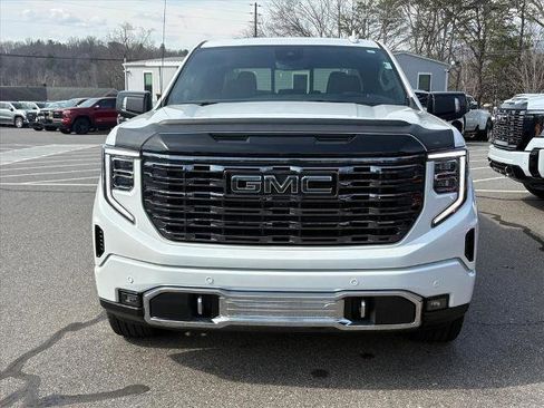 Certified 2025 GMC Sierra 1500 Denali Ultimate image 3