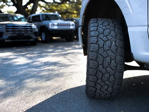 Used 2021 Ford F150 XLT w/ Equipment Group 302A High image 9