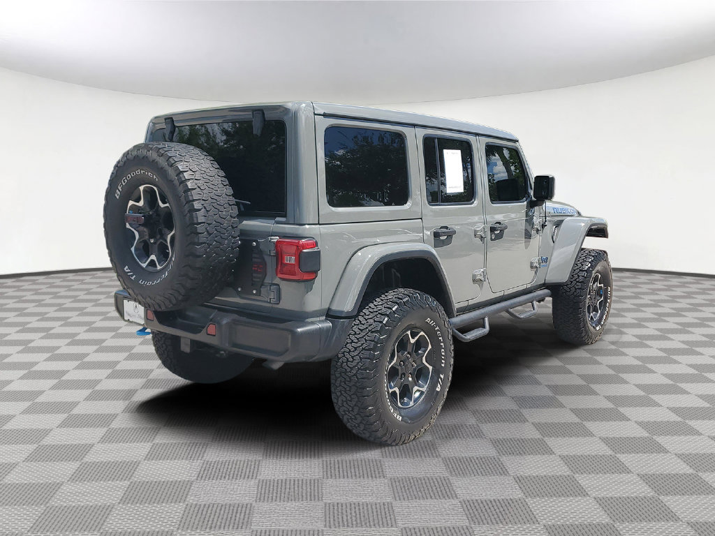 Used 2022 Jeep Wrangler Unlimited Rubicon 4xe AWD/4WD image 4