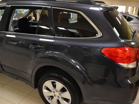 Used 2011 Subaru Outback 2.5i Premium w/ All-Weather Pkg AWD/4WD image 55