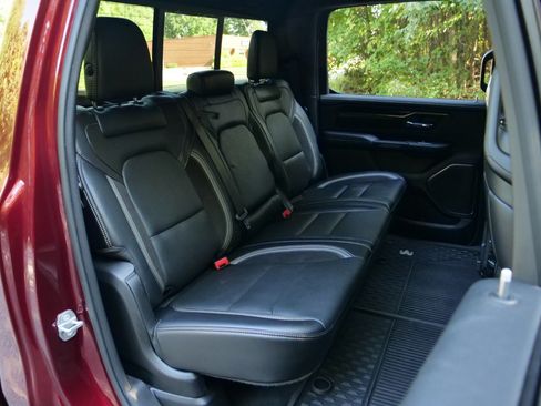 Used 2022 RAM 1500 Laramie w/ G/T Package AWD/4WD image 34