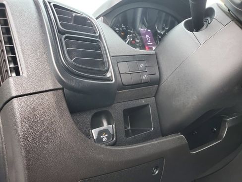 Used 2023 RAM ProMaster 2500 image 10