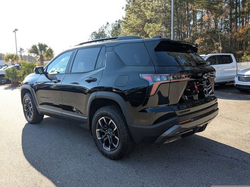 New 2025 Chevrolet Equinox ACTIV w/ Safety and Technology Package image 6