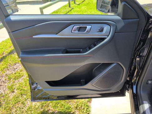 New 2026 Ford Explorer ST-Line RWD image 29