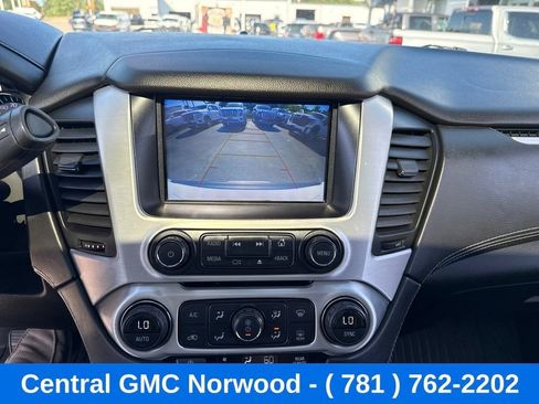 Used 2019 GMC Yukon SLE w/ SLE Value Package AWD/4WD image 18