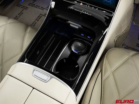 Used 2023 Mercedes-Benz Maybach S 680 4MATIC image 28