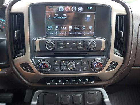 Used 2018 GMC Sierra 3500 Denali w/ Duramax Plus Package AWD/4WD image 11