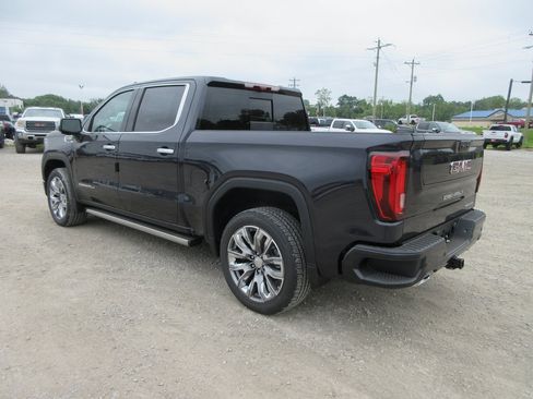 New 2025 GMC Sierra 1500 Denali w/ Denali Reserve Package image 8