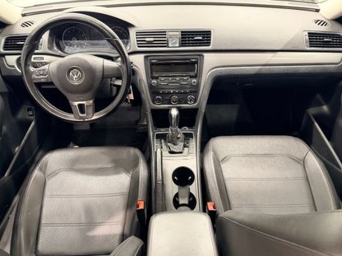 Used 2014 Volkswagen Passat 1.8T Wolfsburg Edition FWD image 27