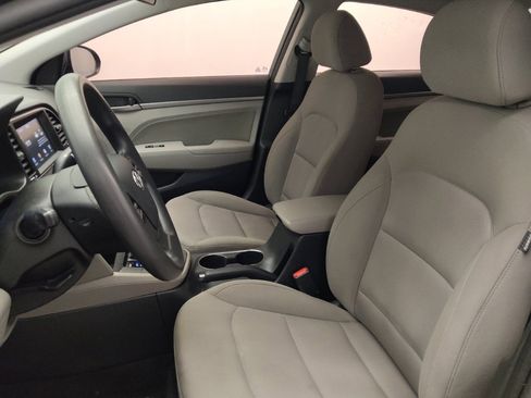 Used 2018 Hyundai Elantra SEL image 17