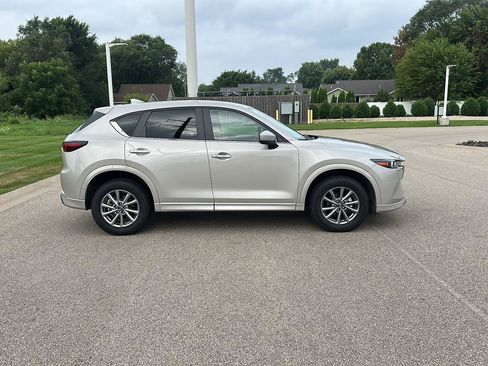 Used 2025 MAZDA CX-5 AWD 2.5 S w/ Select Package image 2
