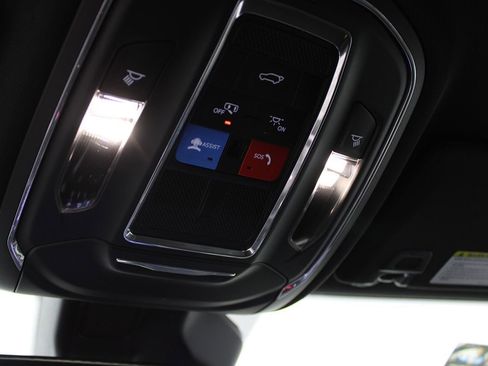 Used 2022 Jeep Grand Cherokee Trailhawk image 27