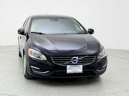Used 2016 Volvo S60 T5 Premier w/ Convenience Package image 2