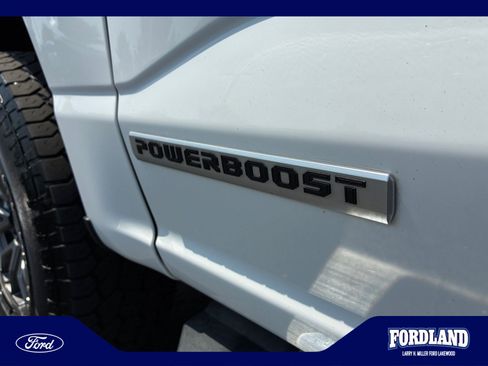 Used 2021 Ford F150 Lariat w/ Equipment Group 502A High AWD/4WD image 23