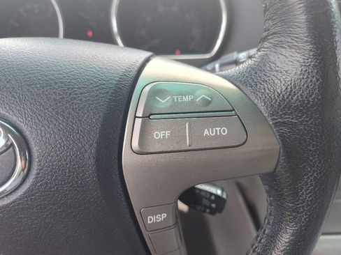 Used 2010 Toyota Highlander Sport FWD image 20